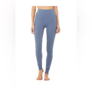 ALO Yoga High Waist Avenue Leggings in Blue Jean, Ribbed size S